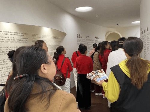 洪柳社区开展“学经验・拓思路”专题参访活动 (图3)