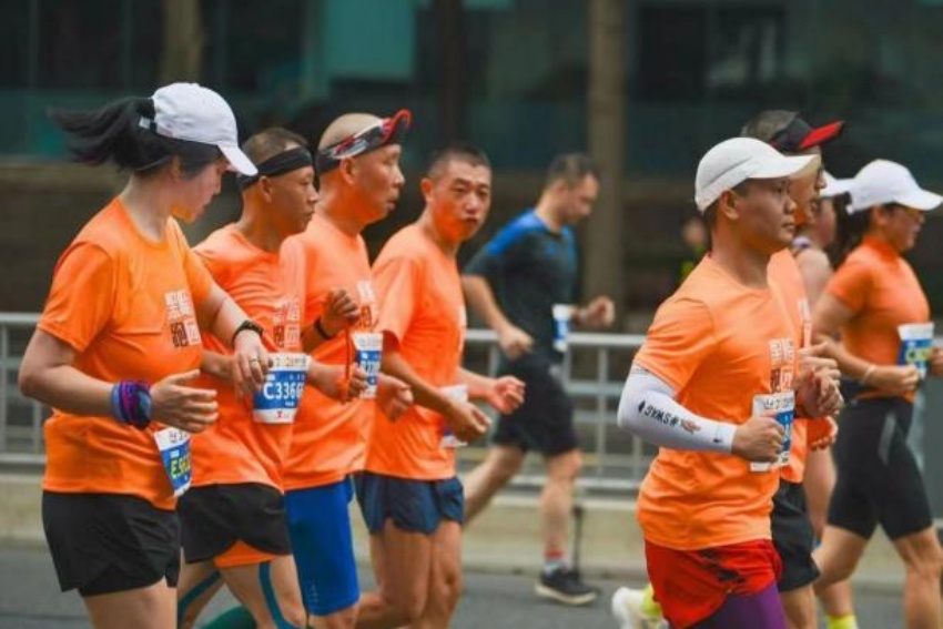 黑暗跑团。成都市残联供图