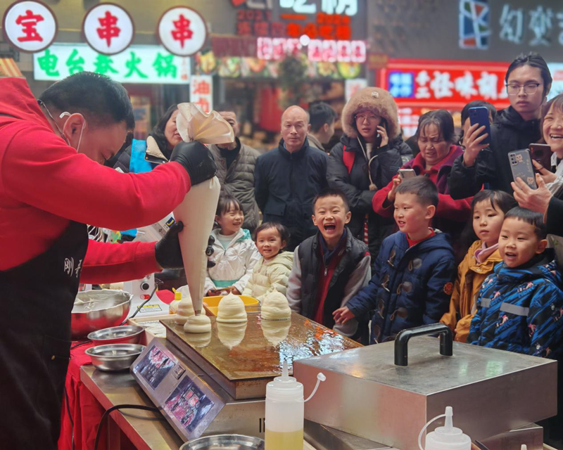 成都市成华区：“圈”住幸福一刻(图2)