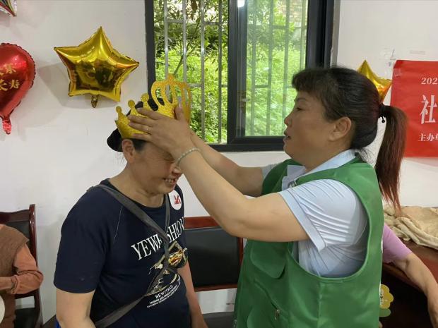 以“低龄”暖“高龄”：“龙溪互助”银发邻里结对计划筑牢乡村养老帮扶网(图7)