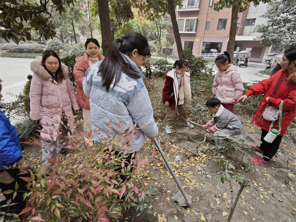  温江区柳城街道大学城社区 我为小区添把力|金强大学城小区“亲邻梦想家”(图2)