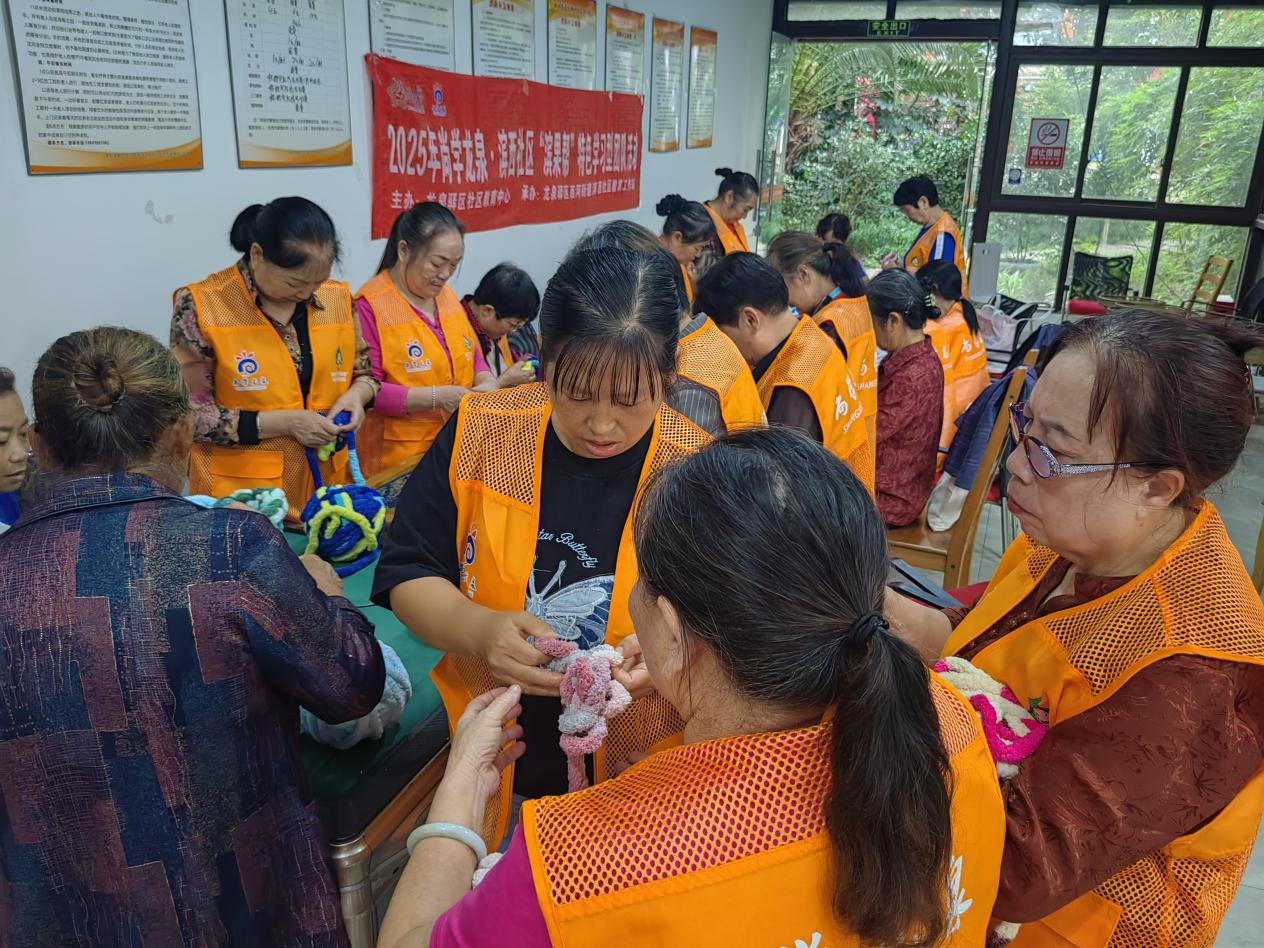 2025 年尚学龙泉·“滨果帮”匠心驿人团特色学习型团队 全年工作回顾(图8)