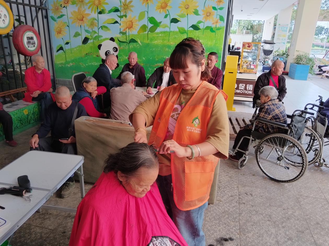 2025 年尚学龙泉·“滨果帮”匠心驿人团特色学习型团队 全年工作回顾(图11)