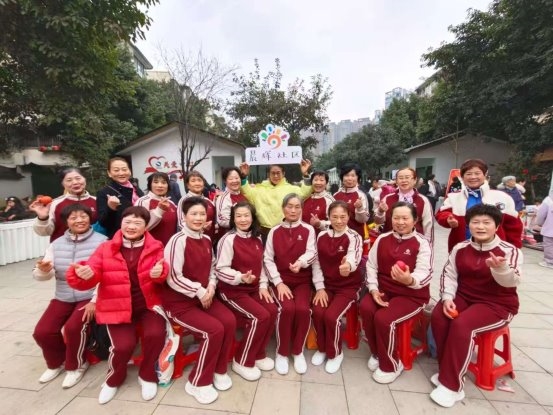 金龙贺岁迎新春，歌舞游园乐万家——晨辉社区"晨辉共此时”春节联欢盛典成功举办(图1)