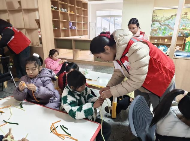 冬韵启智 乐学同行——方兴社区冬令营开营顺利开展(图2) 冬韵启智 乐学同行——方兴社区冬令营开营顺利开展(图2)