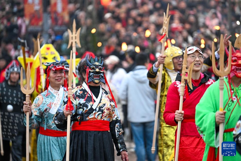 重庆璧山:千年火把节 点亮乡村新春(图5) 重庆璧山:千年火把节 点亮乡村新春(图5)
