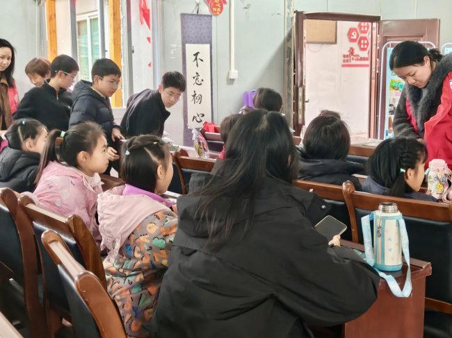 分水社区“绿色家风·共筑美好”环保示范家庭评选暨环保公约推广行动顺利举行(图17)