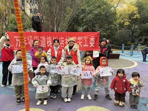 成都市成华区槐树店社区:构建社区服务新模式 “家门口”便民服务暖人心(图5) 图片5.png