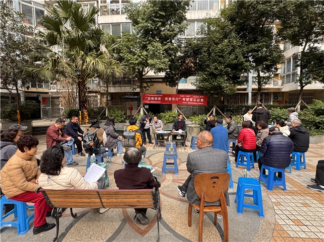 “梯”升幸福感，“议”起共治家——玉沙路社区以人民建议征集促进自由自宅小区电梯旧梯换新推进(图1)