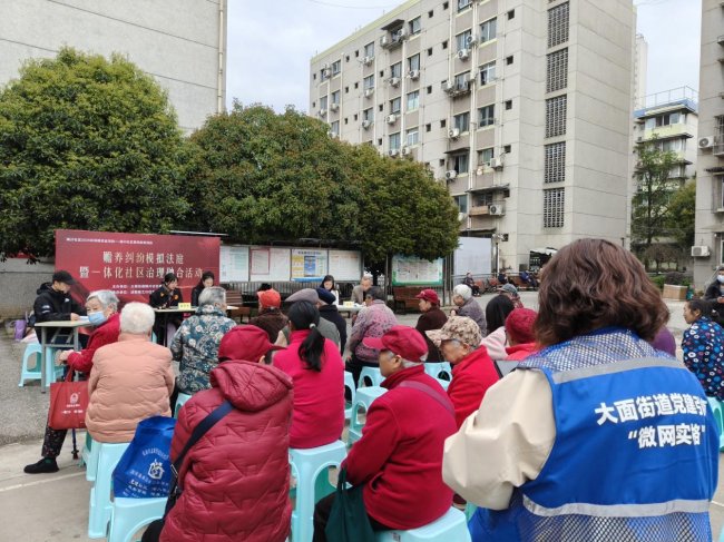 法治入心·消防在手——陵川社区普法消防活动顺利开展(图4)