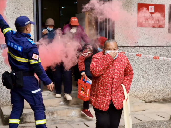 法治入心·消防在手——陵川社区普法消防活动顺利开展(图10)