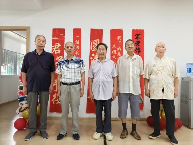 陵川社区：生辰欢聚暖银龄 邻里温情绘幸福  ——特色集体生日会织密社区为老服务暖心网(图11)