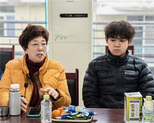 银龄赋能·青春同行：同福社区探索“为老服务+青年成长+社区治理”三位一体融合新模式(图3)