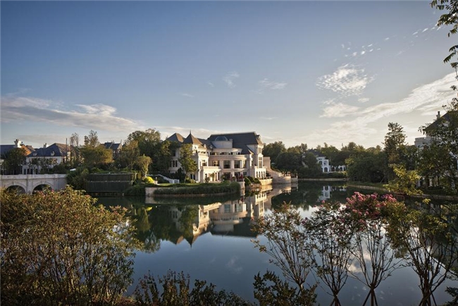 收藏级超级豪宅「LACADIERE天览」二期新品亮相(图2) 收藏级超级豪宅「LACADIERE天览」二期新品亮相(图2)