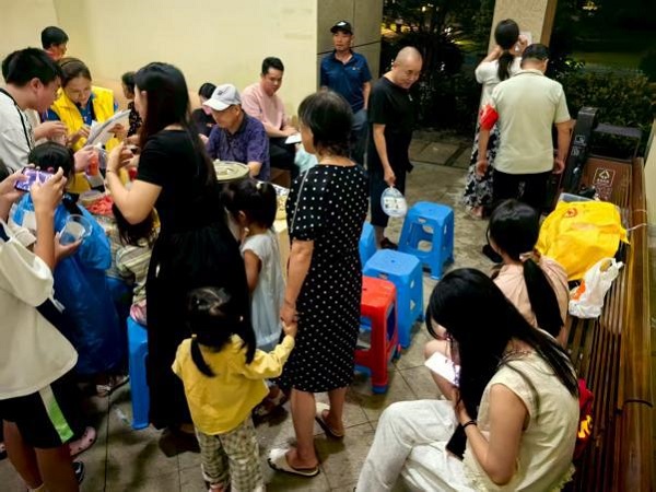 趣议睦邻·筑暖家园——木龙湾社区龙湾御府从“陌邻”到“睦邻”的网格营建实践(图2)