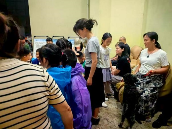 趣议睦邻·筑暖家园——木龙湾社区龙湾御府从“陌邻”到“睦邻”的网格营建实践(图3)