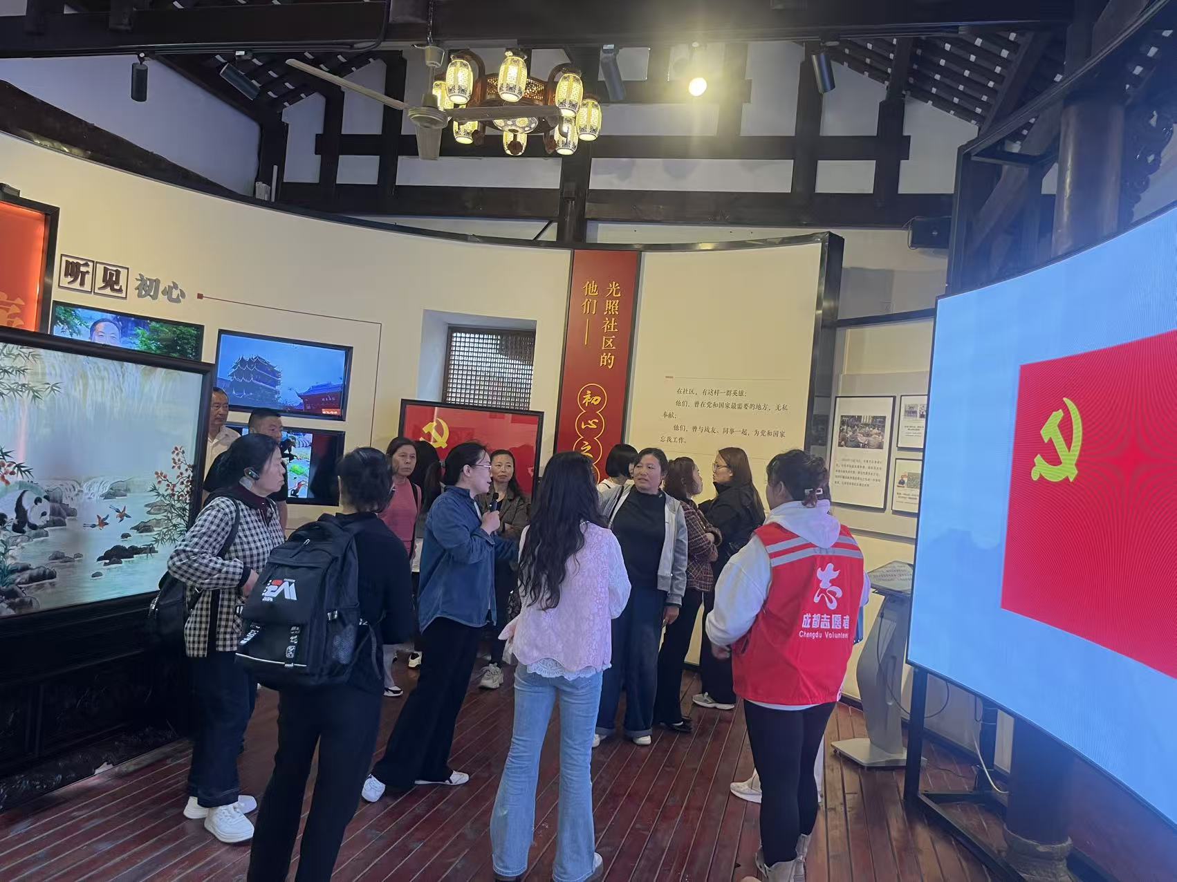 学习先进治理经验·共建美好花碑社区——成都市新津区安西镇花碑社区顺利开展参访活动(图3)