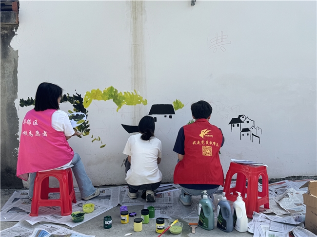 ​墙绘添彩聚合力 微治理赋能美乡村  --太和村开展微空间提质行动(图3)
