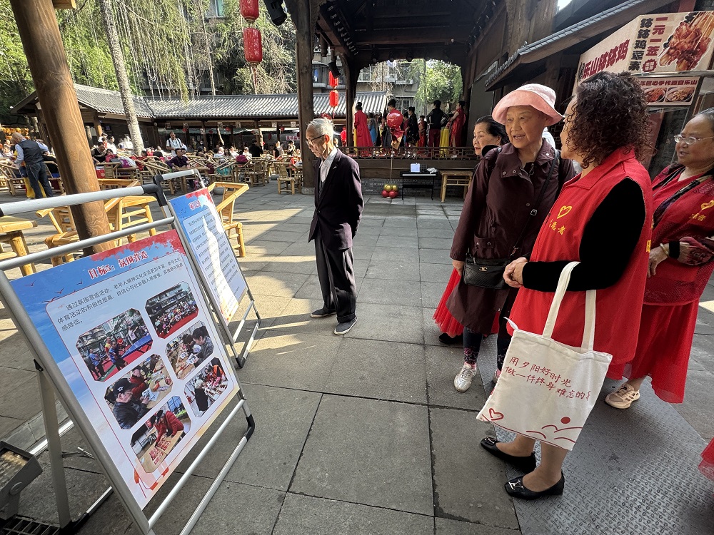 “五一劳动美·共建幸福家”西南街社区项目成果展示热闹开展(图3)