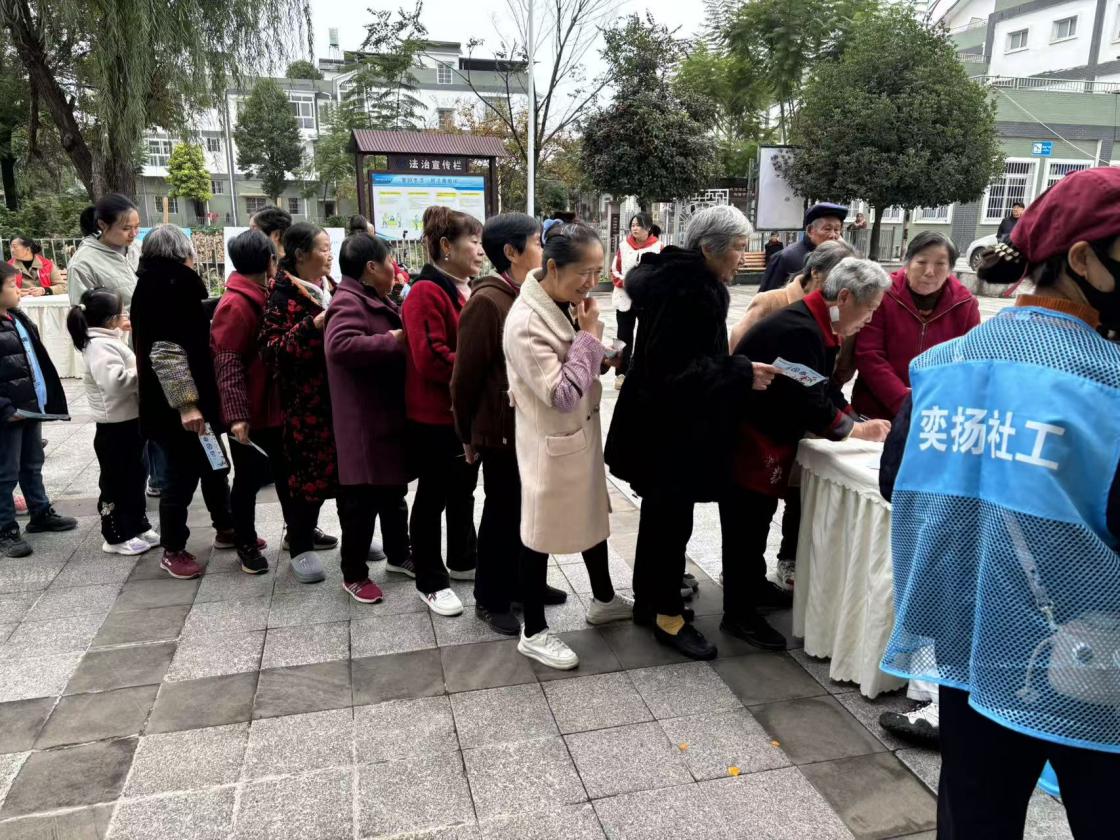 暖冬护家园，火电安全行 —花碑社区开展冬季用电用气安全宣传活动(图1)