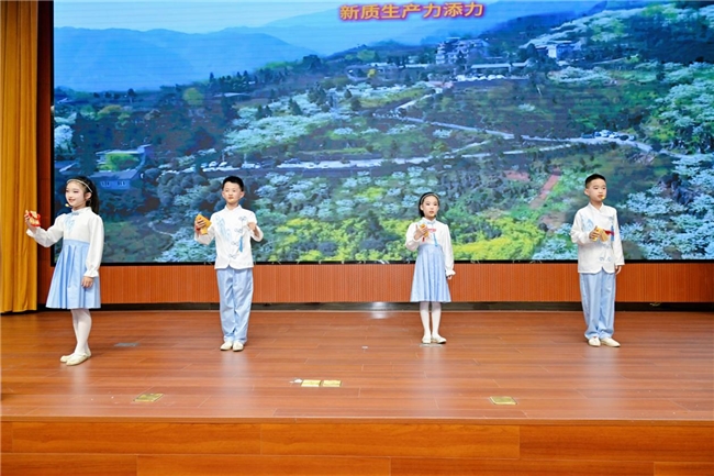 “奋进‘十五五’  续写新篇章”——2026年“理响大邑·雪山讲堂”第五届理论宣讲大赛决赛圆满落幕(图5)