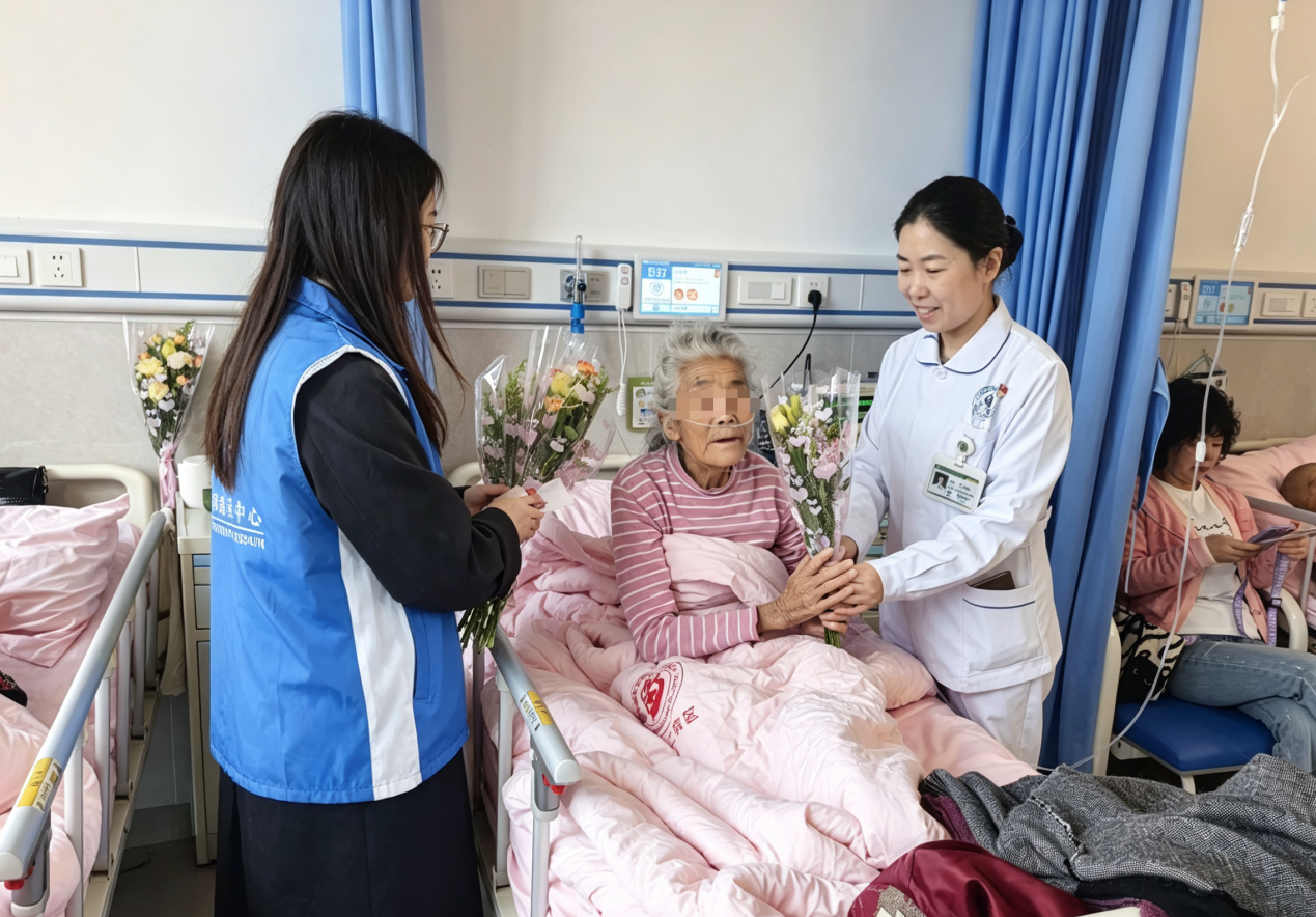 从高风险独居到安全养老:三道堰镇关爱站社工帮扶高龄特困失能老人(图2) 图片2.png